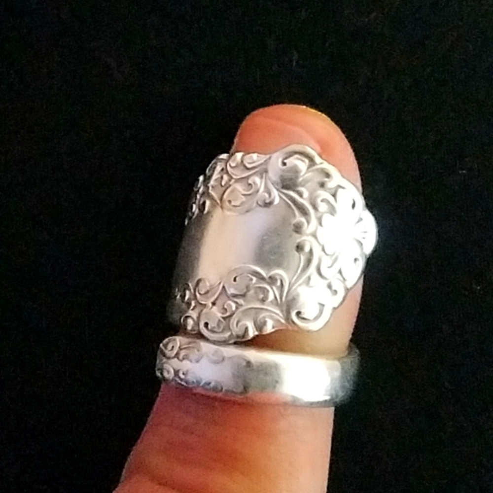 Vintage Spoon Ring - Picture 3 of 4